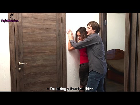 ❤️ Sexy Realtor Sensuly Jerks rẹ obo ati fokii Lakoko ti o n ta iyẹwu Rẹ - Krempai ❤❌ Ohun onihoho didara ❌